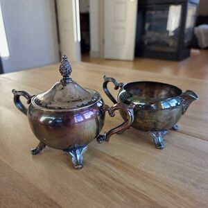 Vintage Silver-plated Creamer & Sugar Bow by International Silversmiths